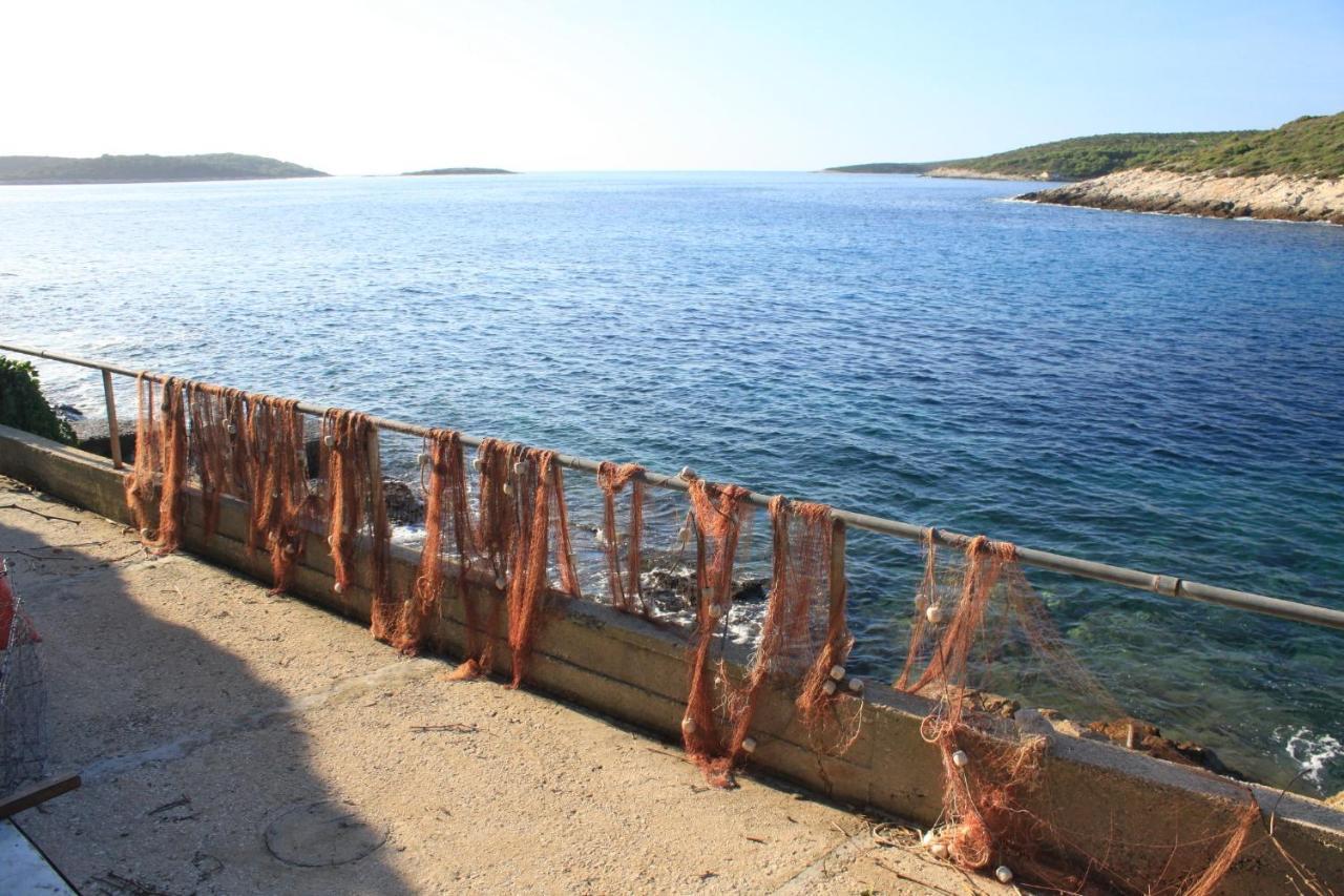 Apartments By The Sea Milna, Vis - 8913 Εξωτερικό φωτογραφία
